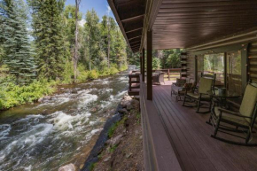 235 Verde Lane Hideaway River Cabin